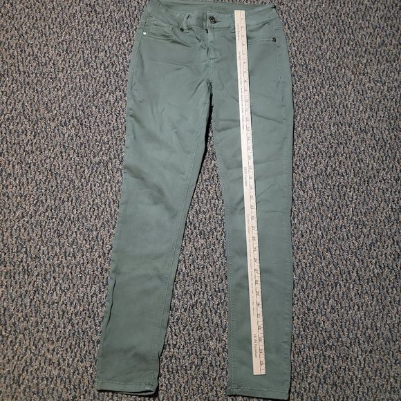 Maurices Khaki Army Green Stretch Jeggings Size Small - Picture 4 of 16